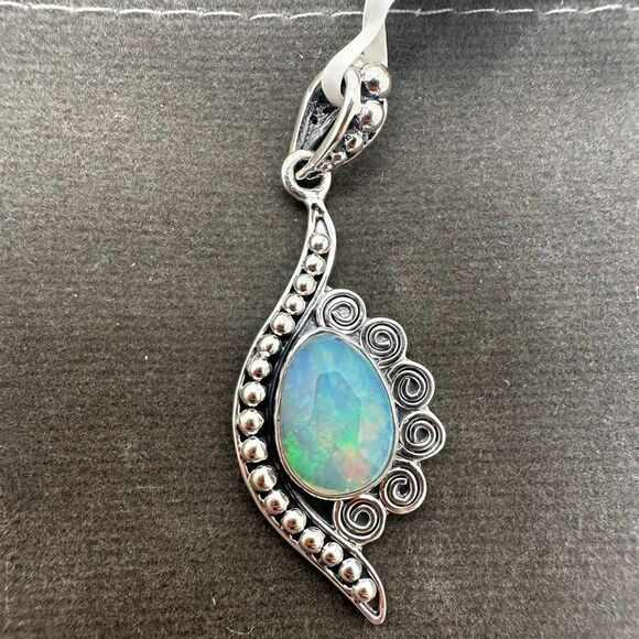 NWT Faceted 10x14mm OPAL pendant in solid sterling silver! - Picture 10 of 14